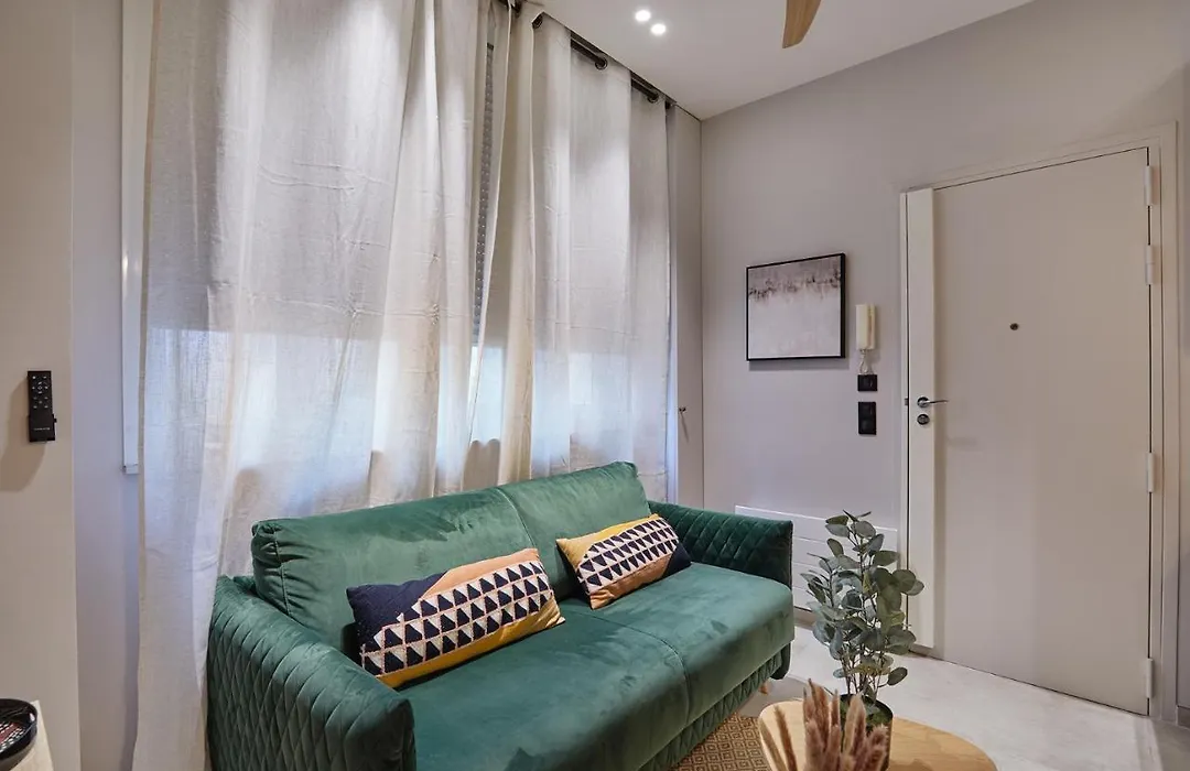 Apartment Montmartre By Studio Prestige-1